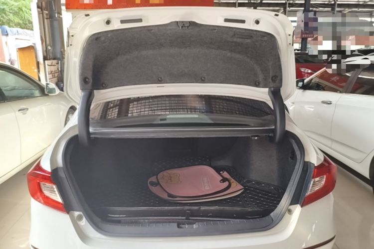 Used Honda Accord 2018 260TURBO Elite Edition China VI Trunk