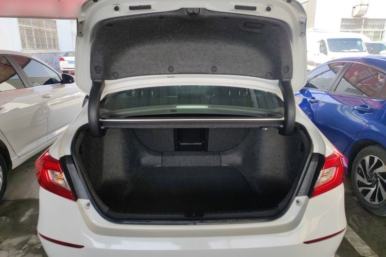 Used Honda Accord 2018 260TURBO Elite Edition China VI Trunk