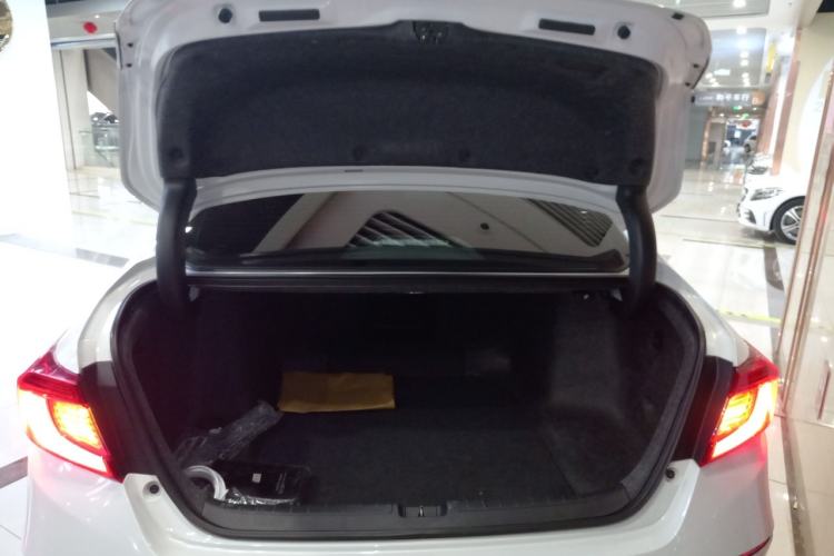 Used Honda Accord 2018 Rui Hybrid 2.0L Rui Ling Edition China VI Trunk