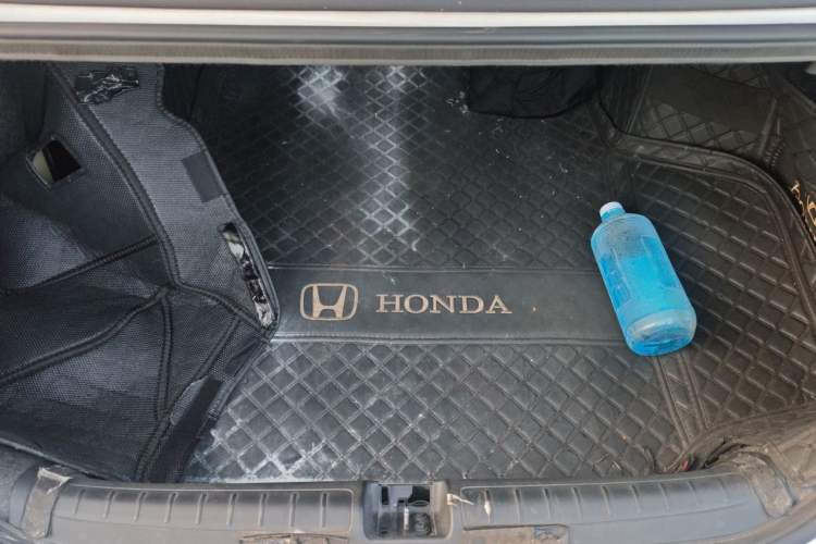 Used Honda Accord 2018 260TURBO Luxury Edition China V Emission Standard Trunk