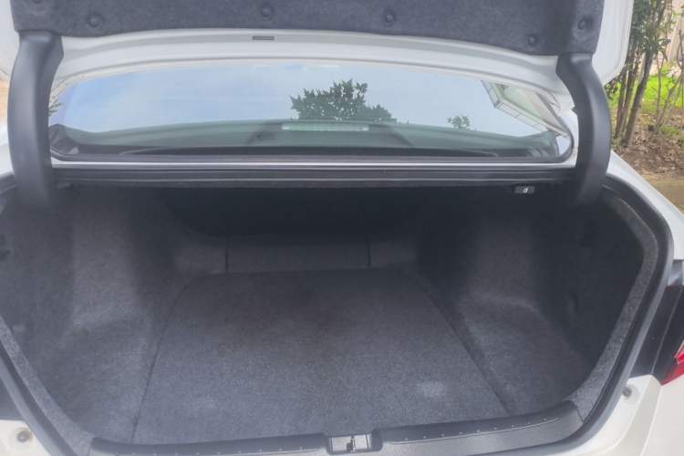 Used Honda Accord 2018 260TURBO Luxury Edition China VI Trunk