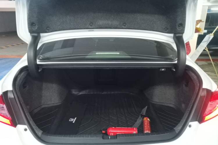 Used Honda Accord 2018 260TURBO Prestige Edition China VI Trunk