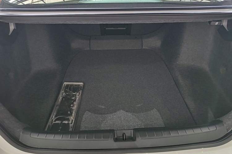 Used Honda Accord 2018 Rui·Hybrid 2.0L Rui Zhi Edition China VI Trunk