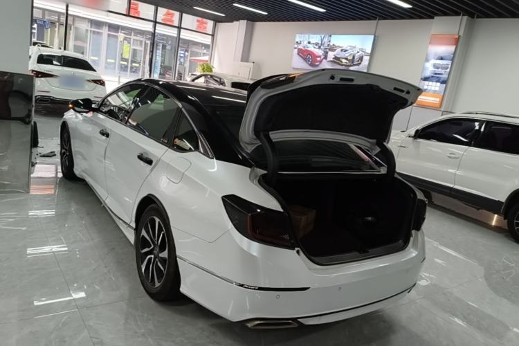 Used Honda Accord 2018 260TURBO Luxury Edition China VI Trunk