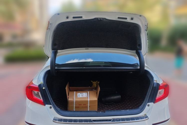 Used Honda Accord 2018 260TURBO Elite Edition China VI Trunk