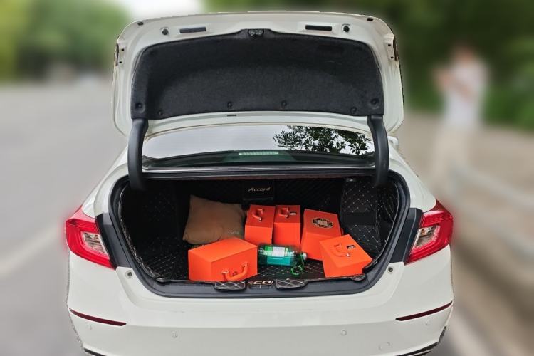 Used Honda Accord 2018 260TURBO Elite Edition China VI Trunk