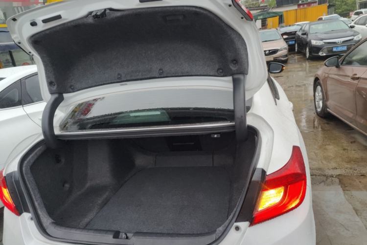 Used Honda Accord 2018 260TURBO Elite Edition China VI Trunk