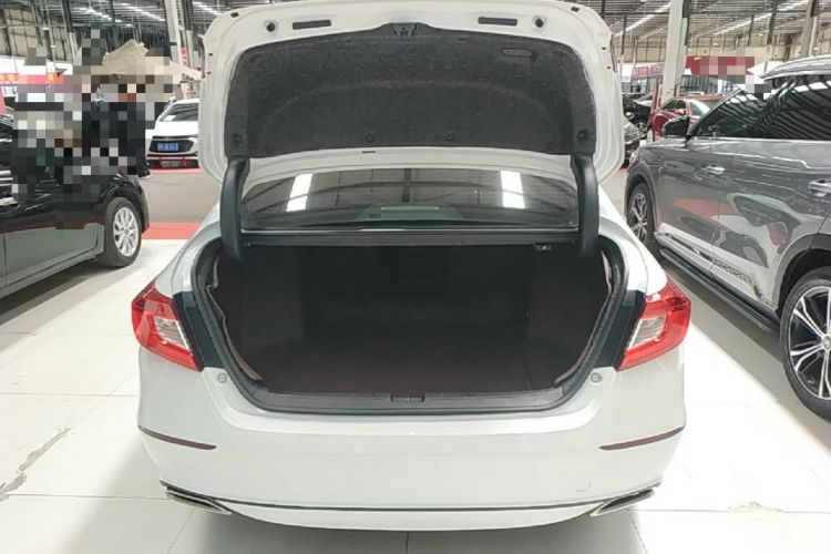 Used Honda Accord 2018 260TURBO Elite Edition China VI Trunk