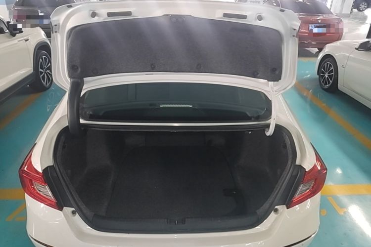Used Honda Accord 2018 260TURBO Luxury Edition China VI Trunk