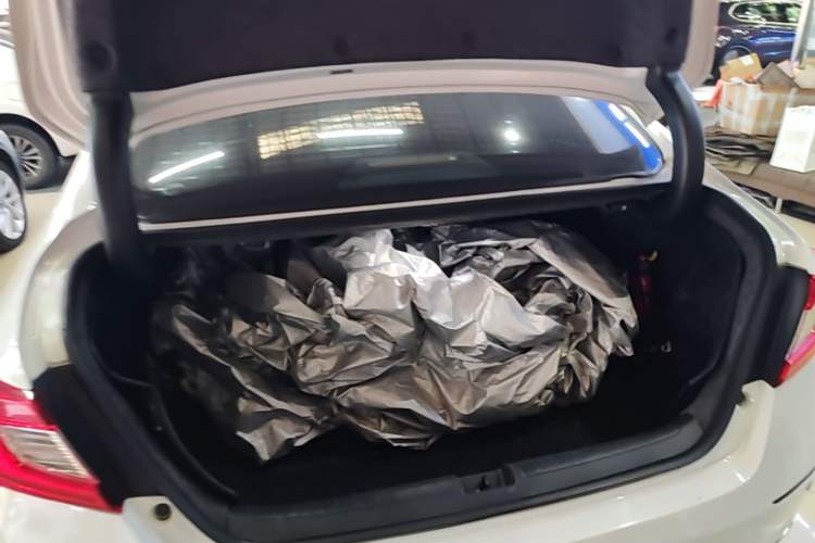 Used Honda Accord 2018 260TURBO Elite Edition China VI Trunk