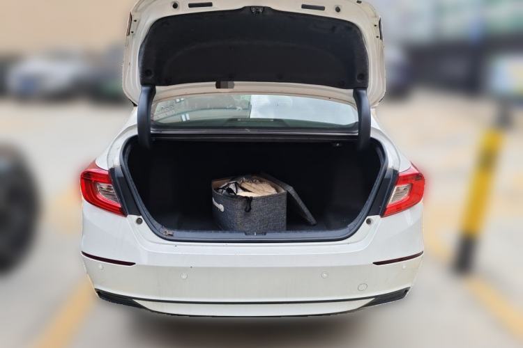 Used Honda Accord 2018 230TURBO Comfort Edition China VI Emission Standard Trunk