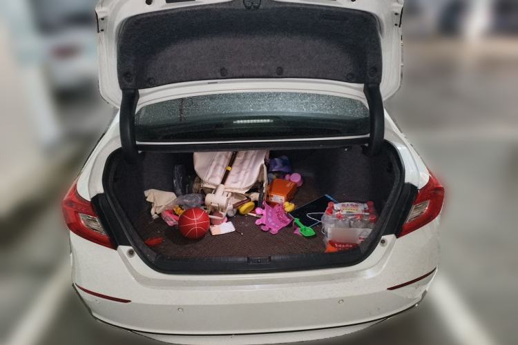 Used Honda Accord 2018 260TURBO Prestige Edition China VI Trunk