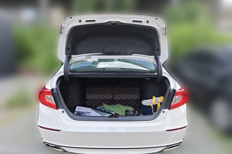 Used Honda Accord 2018 260TURBO Elite Edition China VI Trunk