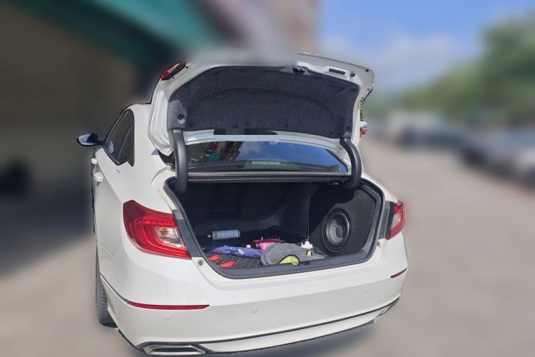 Used Honda Accord 2018 260TURBO Elite Edition China VI Trunk