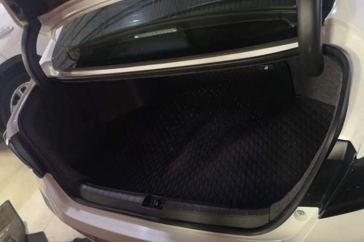 Used Honda Accord 2018 260TURBO Luxury Edition China VI Trunk
