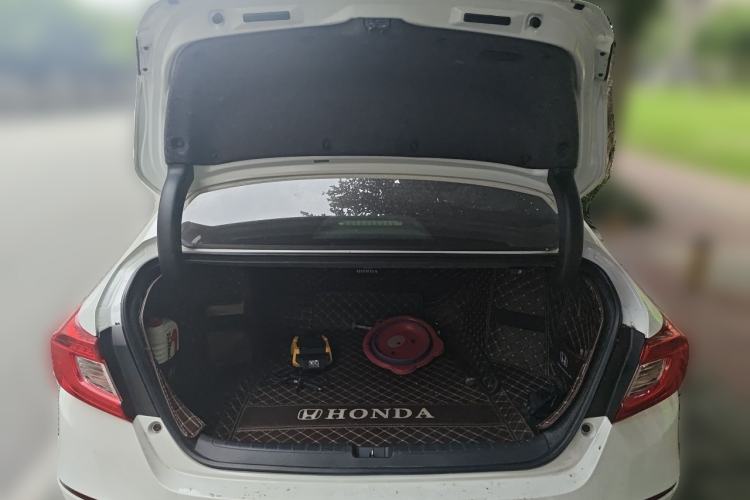 Used Honda Accord 2018 260TURBO Elite Edition China VI Trunk