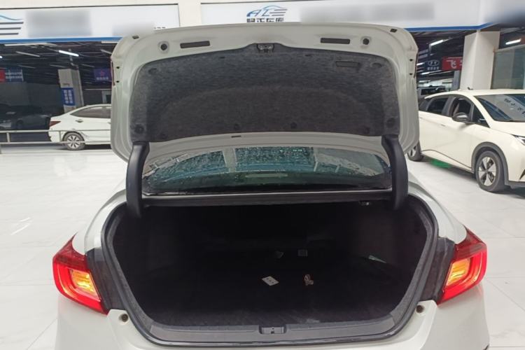 Used Honda Accord 2018 260TURBO Luxury Edition China VI Trunk
