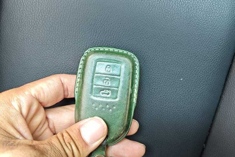 Used Honda Accord 2018 260TURBO Luxury Edition China VI Vehicle Key