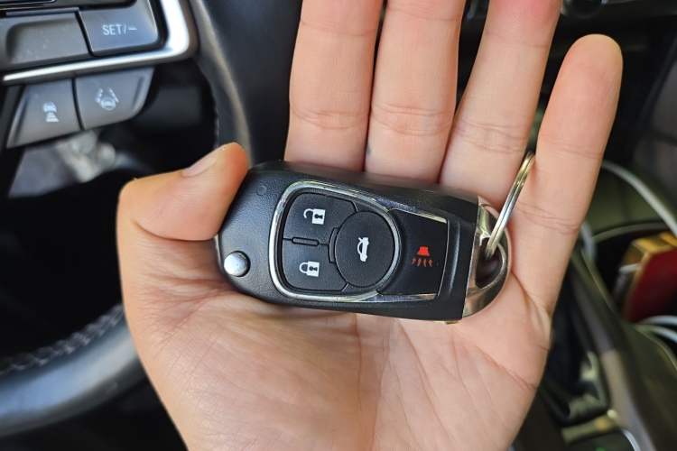 Used Honda Accord 2018 260TURBO Luxury Edition China VI Vehicle Key