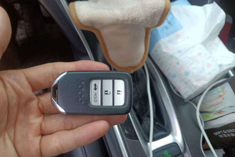 Used Honda Accord 2018 260TURBO Luxury Edition China V Emission Standard Vehicle Key
