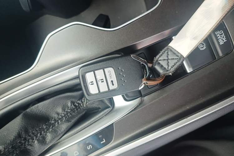Used Honda Accord 2018 260TURBO Luxury Edition China VI Vehicle Key