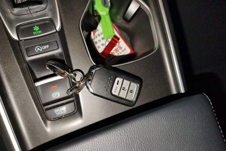 Used Honda Accord 2018 260TURBO Luxury Edition China V Emission Standard Vehicle Key