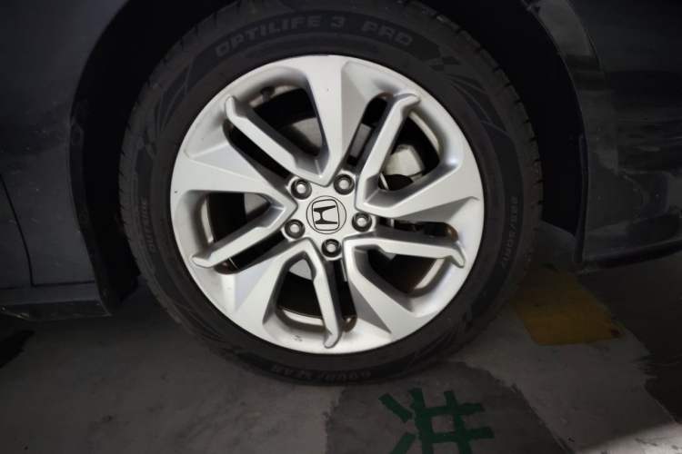 Used Honda Accord 2021 260TURBO Luxury Starry Sky Limited Edition Right Front Wheel Hub