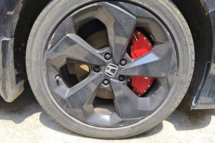 Used Honda Accord 2021 Rui Hybrid 2.0L Rui Zhi Starry Sky Limited Edition Right Front Wheel Hub