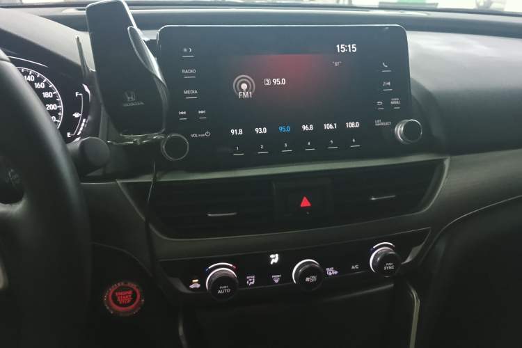 Used Honda Accord 2021 260TURBO Luxury Starry Sky Limited Edition Audio And AC Panel