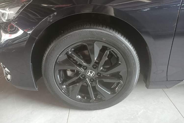 Used Honda Accord 2021 260TURBO Luxury Starry Sky Limited Edition Left Front Wheel Hub