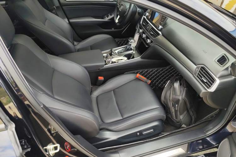 Used Honda Accord 2021 260TURBO Luxury Starry Sky Limited Edition Right Front Seat