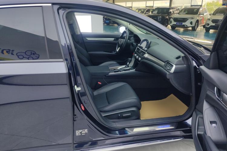 Used Honda Accord 2021 260TURBO Luxury Starry Sky Limited Edition Right Front Seat
