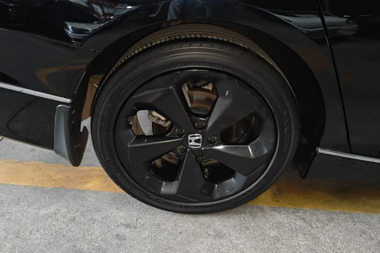 Used Honda Accord 2021 Rui Hybrid 2.0L Rui Zhi Starry Sky Limited Edition Right Rear Wheel Hub