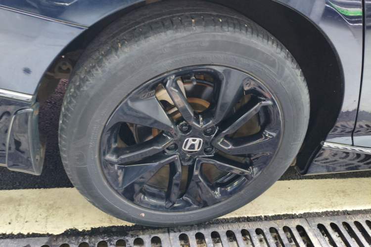 Used Honda Accord 2021 260TURBO Luxury Starry Sky Limited Edition Right Rear Wheel Hub