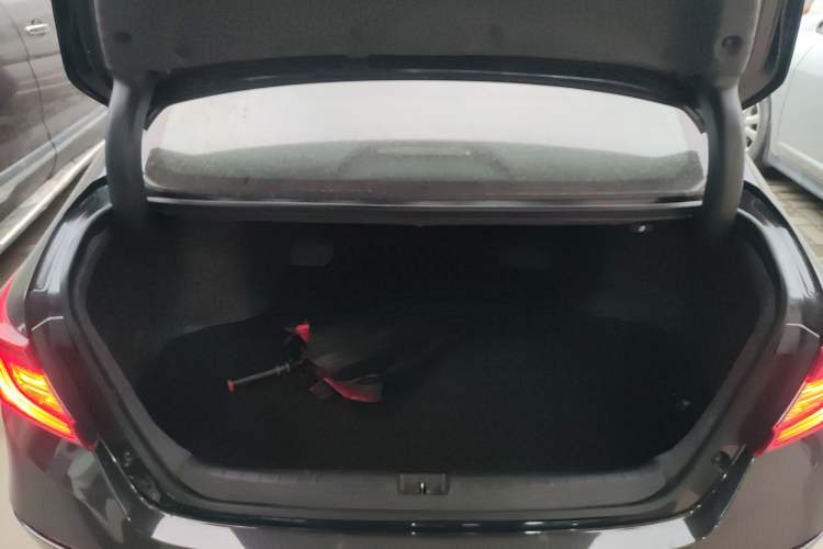 Used Honda Accord 2021 Rui Hybrid 2.0L Rui Zhi Starry Sky Limited Edition Trunk