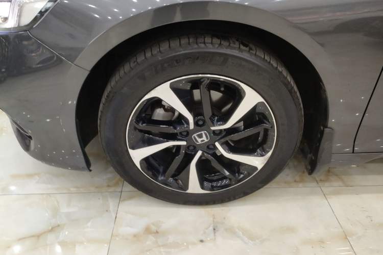 Used Honda Accord 2021 260TURBO Luxury Starry Sky Limited Edition Left Front Wheel Hub