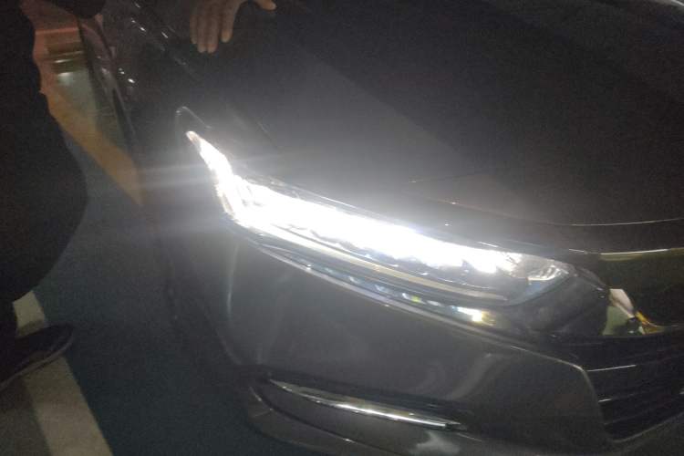 Used Honda Accord 2021 Rui Hybrid 2.0L Rui Zhi Starry Sky Limited Edition Right Front Headlight
