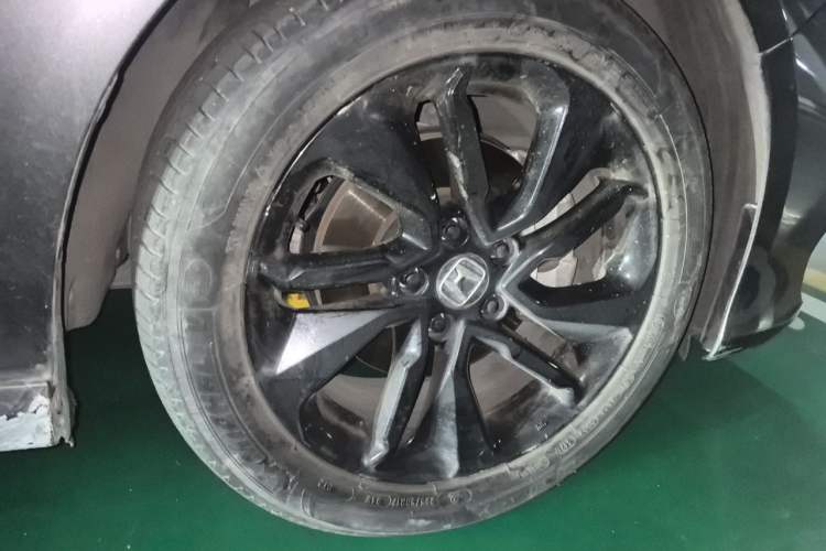 Used Honda Accord 2021 260TURBO Luxury Starry Sky Limited Edition Right Front Wheel Hub