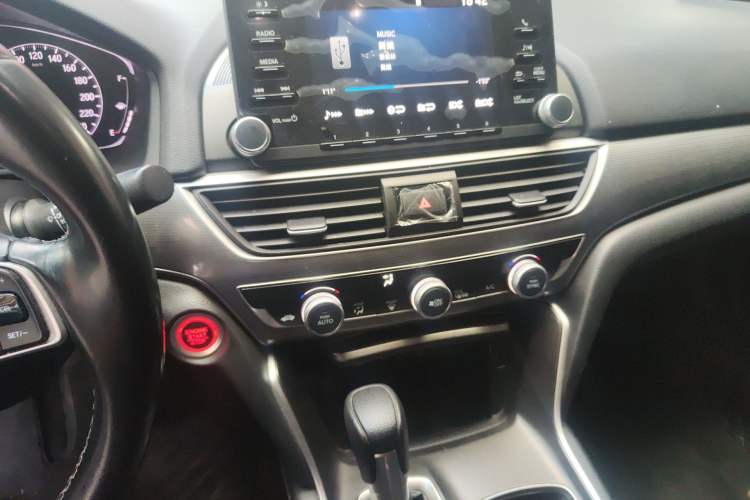 Used Honda Accord 2021 260TURBO Luxury Starry Sky Limited Edition Audio And AC Panel