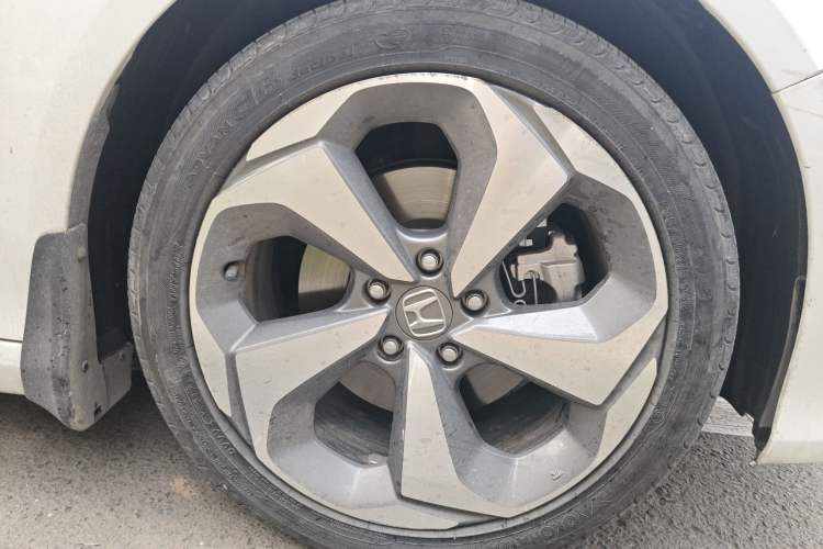 Used Honda Accord 2021 Rui Hybrid 2.0L Rui Zhi Starry Sky Limited Edition Right Front Wheel Hub