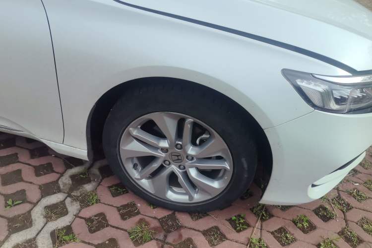 Used Honda Accord 2021 260TURBO Luxury Starry Sky Limited Edition Right Front Wheel Hub