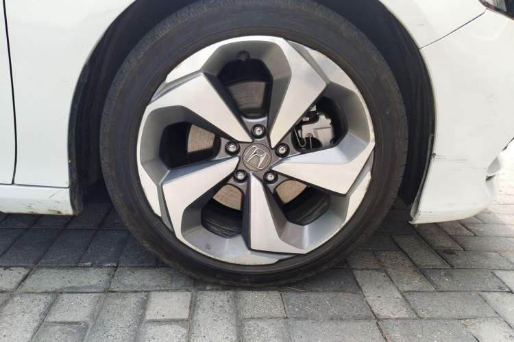Used Honda Accord 2021 Rui Hybrid 2.0L Rui Zhi Starry Sky Limited Edition Right Front Wheel Hub