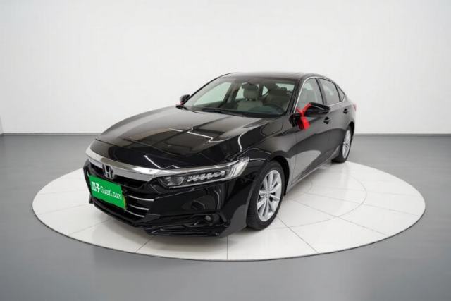 Ojetý Honda Accord 2022 260TURBO Luxury Edition