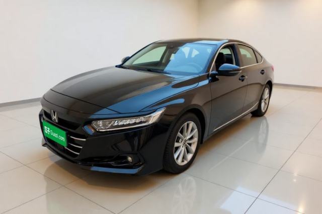 Ojetý Honda Accord 2022 260TURBO Luxury Edition