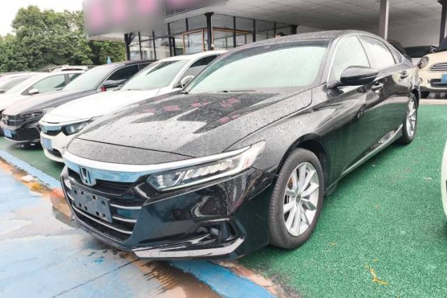 Ojetý Honda Accord 2022 260TURBO Luxury Edition