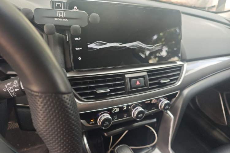 Used Honda Accord 2022 260TURBO Luxury Edition Audio And AC Panel