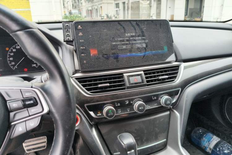 Used Honda Accord 2022 260TURBO Phantom Night · Prestige Edition Audio And AC Panel