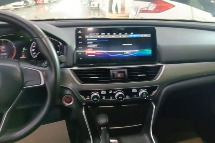 Used Honda Accord 2022 260TURBO Luxury Edition Audio And AC Panel