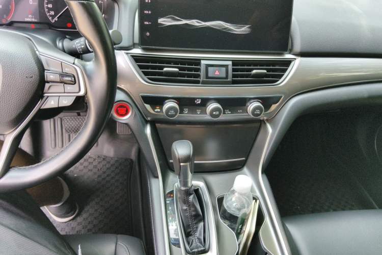 Used Honda Accord 2022 260TURBO Luxury Edition Audio And AC Panel