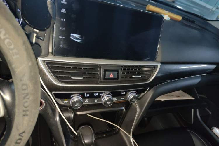 Used Honda Accord 2022 260TURBO Phantom Night · Prestige Edition Audio And AC Panel